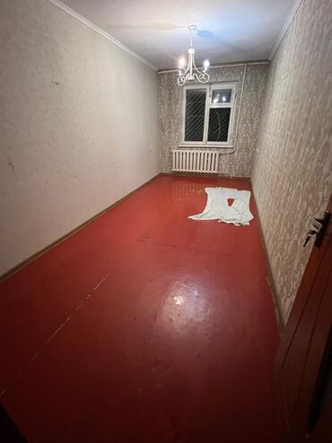 3 комнатная квартира 104 серии бишкек: 3 комнаты, 58 м², 104 серия, 1 этаж, Старый ремонт