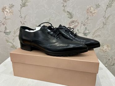женская обувь классика: Туфли 38, цвет - Черный