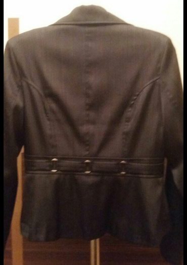 trikotaj qadın kombinzonları: Пиджак практически новый 42 размера черный