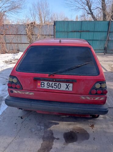 Volkswagen: Volkswagen Golf: 1989 г., 1.8 л, Механика, Бензин, Хэтчбэк