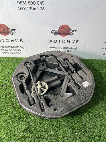 Комплект баллоник, домкрат и т.д. Hyundai Sonata YF 2.0 LPG 2014 (б/у)