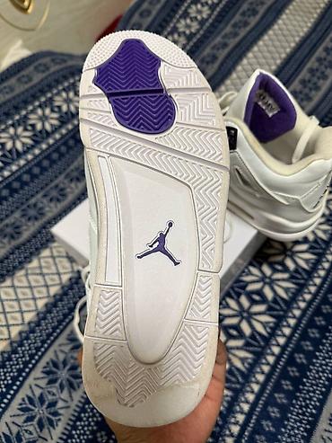 Мужская обувь: Продам Jordan 4 🤍💜 Состояние хорошее, носил несколько раз, запаха нету — 5