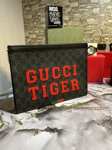 gucci çanta: Əl çantası, Gucci, İşlənmiş