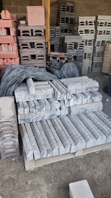 Садовые бордюры: Садовый бордюр, Литой, Бетонный, Овальный, Новый — 13