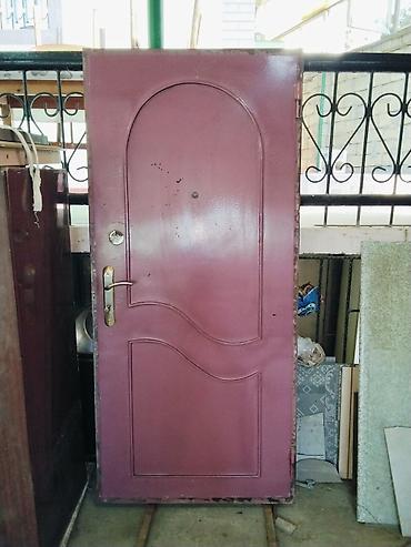 Mənzil üçün İşlənmiş Giriş qapısı Zamok ilə, Zəmanətsiz, Ödənişli quraşdırma, Ödənişli çatdırılma, Ünvandan götürmə