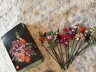 telepuzik oyuncaq: LEGO Botanicals – Pretty Pink Flower Bouquet (10342) - Set tərkibi — 4