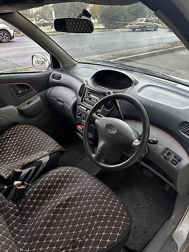 GAC: Toyota Funcargo: 2002 г., 1.3 л, Автомат, Бензин, Вэн/Минивэн — 10