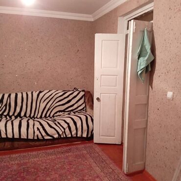 Həyət evləri və villaların satışı: M.Ə. Rəsulzadə qəs. 2 otaqlı, 85 kv. m, Kredit yoxdur, Orta təmir — 8