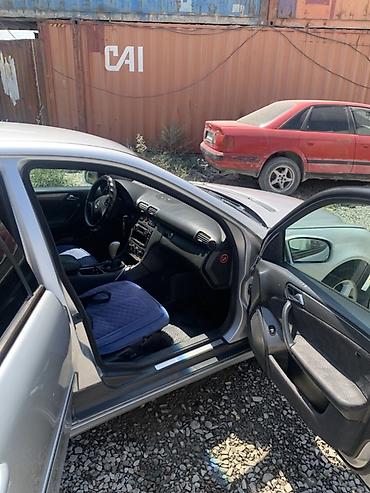 балон сешка: Mercedes-Benz C-Class: 2003 г., 2.2 л, Механика, Дизель, Седан — 9
