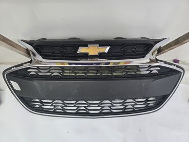 Решетки радиатора: Решетка радиатора Chevrolet 2020 г., Б/у, Оригинал