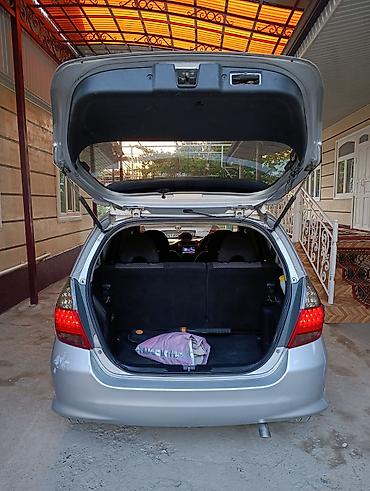 авто фышка: Honda Fit: 2003 г., Автомат, Бензин, Хэтчбэк — 5