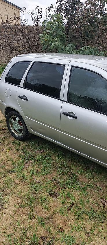 w 202 kapot: VAZ (LADA) Kalina: 1.6 l | 2010 il 220000 km Universal — 4