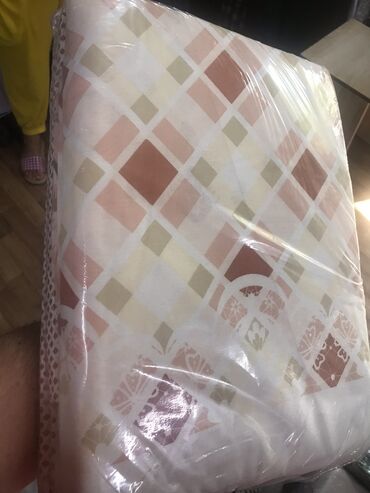 Комплекты постельного белья: Комплект постельного белья 100% хлопок включающий простыню — 16