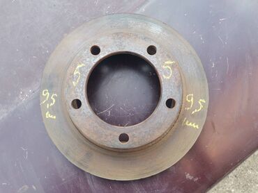 Auto delovi: Disk prednjih kocnica Lada 2121,21213,21214 Niva br.5. Polovno — 2