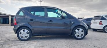 Sırğalar: Mercedes-Benz A-Class (W168) hetçbek - Kompakt şəhər avtomobili, 5