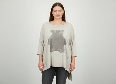 bluzki nietoperz plus size: Жіноча блуза, розмір 2XL на lalafo.pl bluzki nietoperz plus size: Жіноча блуза, розмір 2XL