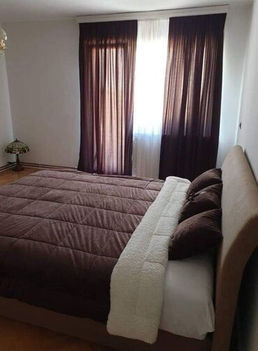 Ćebad i pokrivači: Jorgan mikro pliš krzno Dimenzije-200*220(sa radom) 200*200 (štepani) — 10