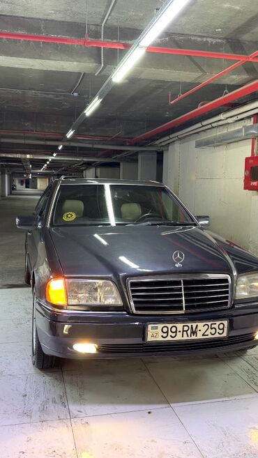 купить авто в азербайджане: Əvvəla salam maşına Şirvan şəhərindədə baxa bilərsiz, 2 sadə motordu