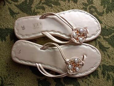 anatomske papuče grubin: Flip-flops, 39