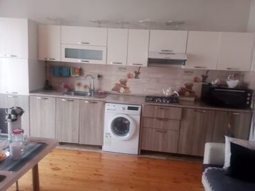 xacmaz mebel salonlari: Metbex desti. olcusu 5.50. Aspirator qaz moyka uzerinde. Qiymet 650