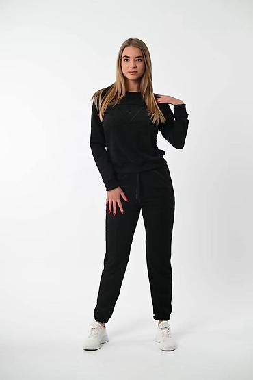 wintro poreklo: Komplet trenerka pamuk elastin 
S M L XL XXL
Cena 3500 dinara — 1