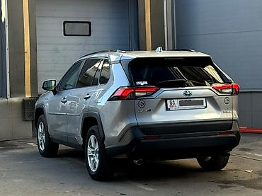 Toyota: Toyota RAV4: 2020 г., 2.5 л, Автомат, Гибрид, Внедорожник — 4