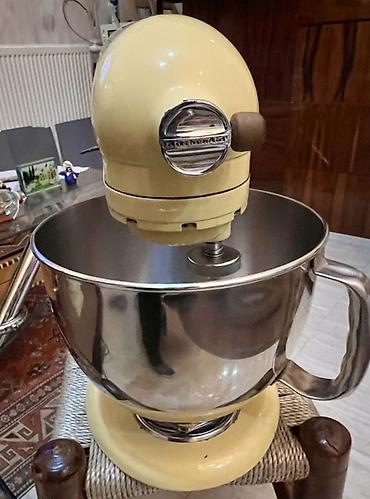 yer yuyan: KitchenAid Artisan Mikser (ABŞ istehsalı) – 350 AZN Şəxsi istifadəmdə — 2