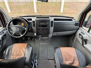 Легкий грузовой транспорт: Легкий грузовик, Mercedes-Benz, Стандарт — 7