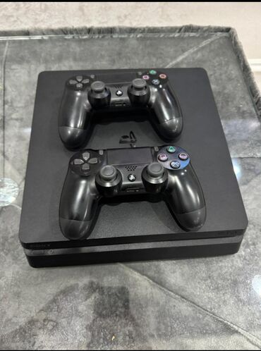 PS4 (Sony Playstation 4): İdeal vəziyyətdə ps4 satılır real alıcılar narahat etsin zəhmət olmasa