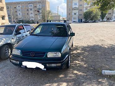 hongqi e: Volkswagen Vento: 1996 г., 1.8 л, Механика, Бензин, Седан — 4