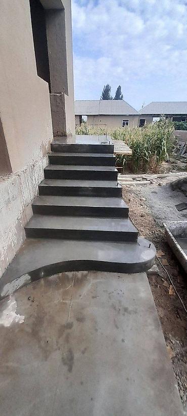 Бетонные лестницы: Бетонная лестница Для дома, Форма лестницы: Много-маршевая, Стиль: Модерн — 3