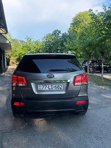 Kia: Kia Sorento: 2 l | 2009 il Ofrouder/SUV — 13