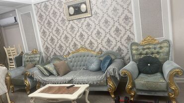 metbex divanları: İşlənmiş, Klassik divan, Mətbəx üçün, Qonaq otağı üçün, İtaliya