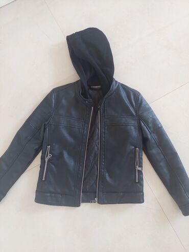 teget kozna jakna: Leather jacket, 128-134