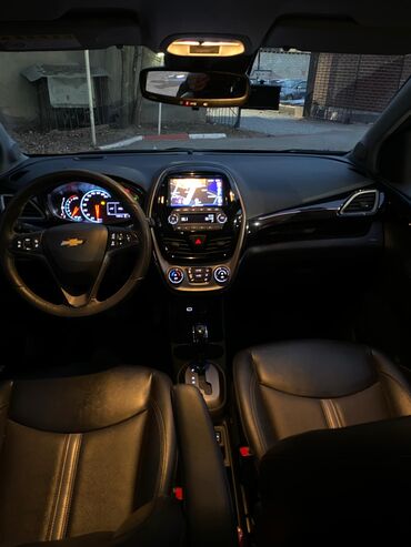 Chevrolet: Chevrolet Spark: 2019 г., 1 л, Автомат, Бензин, Хэтчбэк — 4