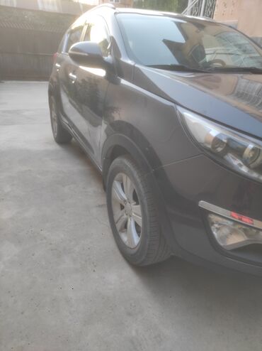 corolla runx: Kia Sportage: 2011 г., 2 л, Автомат, Бензин, Внедорожник