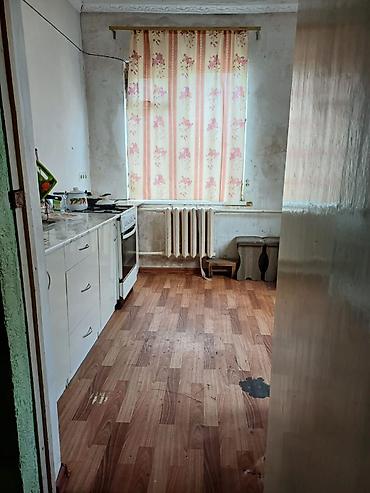 Продажа полдома: Срочно продаётся полдома Участок 2,5 сотки. Район Красного — 12