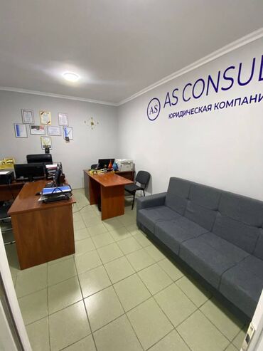 Офисы: Сдаю Офис, 15 м², В жилом комплексе, 1 линия