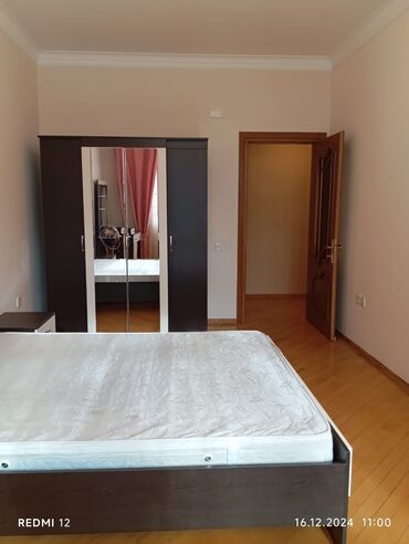 Uzunmüddətli kirayə mənzillər: Kirayə 🏡 verilir 4 otağlı (184 kv ) mənzil. 12 mərtəbənin 7-isi — 8