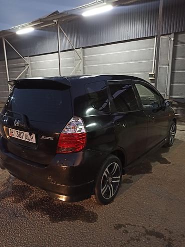 s class 221: Honda Fit: 2002 г., Механика, Бензин, Хэтчбэк — 5