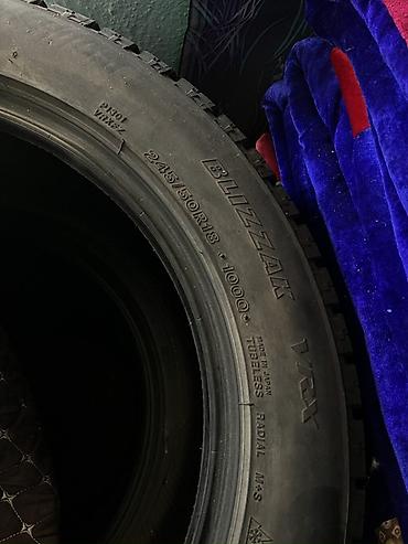 Шины: Шины 245 50 r18 Комплект зимних шин Bridgestone Blizzak VRX Состояние — 2