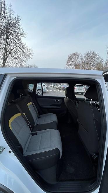 GAC: Электромобиль GAC Aion Y (белый, 5‑дверный кроссовер/MPV городского — 13