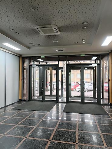 Аренда офисов: Аренда офисов, 404 м², В бизнес центре, 1 линия — 9