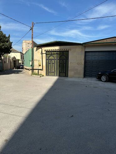 Həyət evləri və villaların satışı: Qaraçuxur qəs. 5 otaqlı, 140 kv. m, Kredit yoxdur, Orta təmir