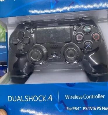 Video oyunlar üçün aksesuarlar: Playstation 4 jostikleri. Orginal jostiklerdi sadece istafede