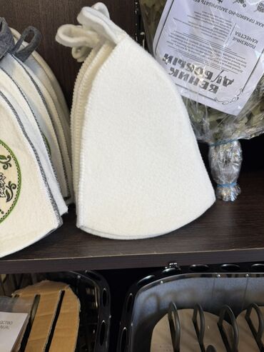 Baş geyimləri: Məhsul: Hamam/sauna üçün keçə papaqlar Təsvir: - Material: qalın keçə — 14