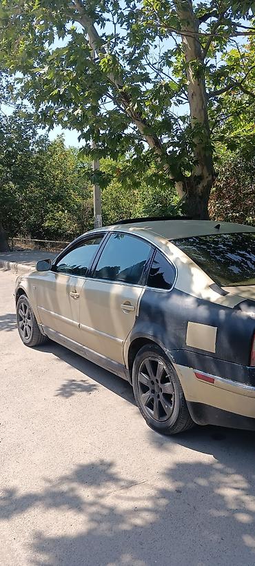 99 maşını: Volkswagen Amarok: 1.8 l | 2001 il Sedan — 4