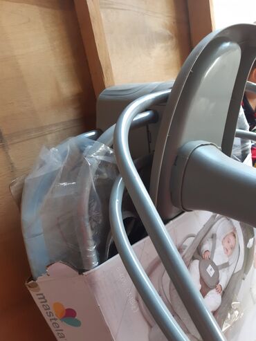 детские машины на аккумуляторе с пультом цена в бишкеке: Коляска, цвет - Серебристый, Б/у