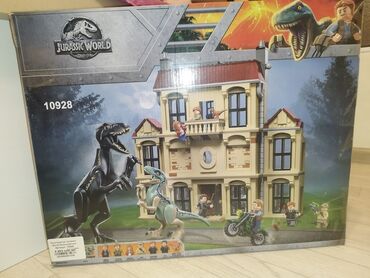 детская домик: Продам lego Jurassic world, все вопросы в ЛС (торг уместен), почти все