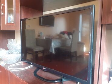 Televizorlar: İşlənmiş Televizor LG LCD 83" FHD (1920x1080), Ünvandan götürmə